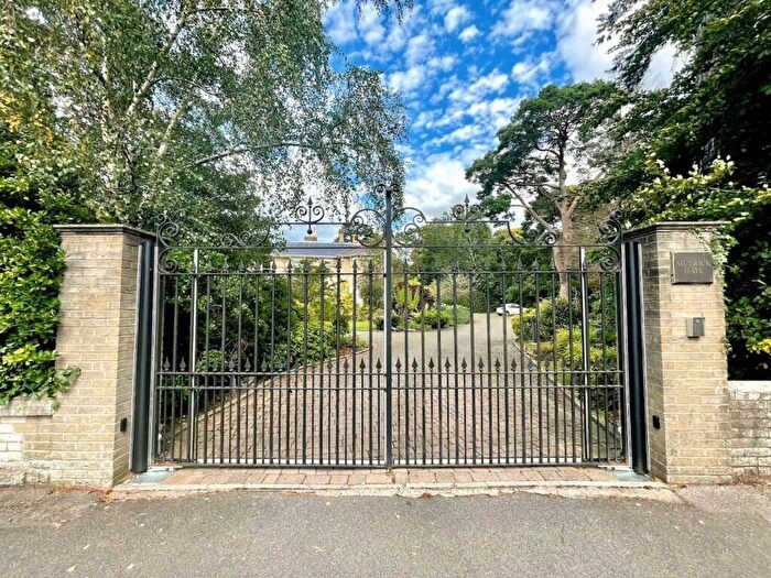 2 Bedroom Apartment To Rent In Wimborne Road, Bournemouth, Dorset, BH2