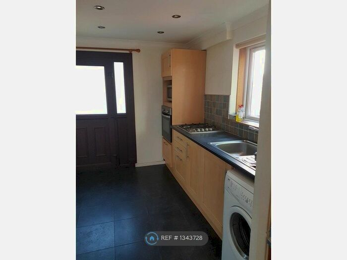 2 Bedroom Terraced House To Rent In Newpark Road, Stirling, FK7