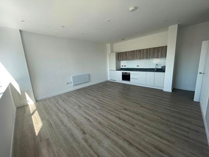 2 Bedroom Apartment To Rent In Normandy House, Basingstoke, RG21