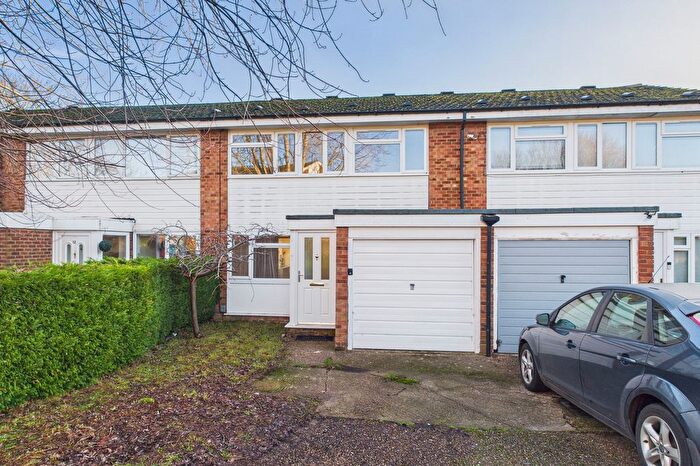 3 Bedroom Terraced House For Sale In Chaucer Walk, Hemel Hempstead, HP2