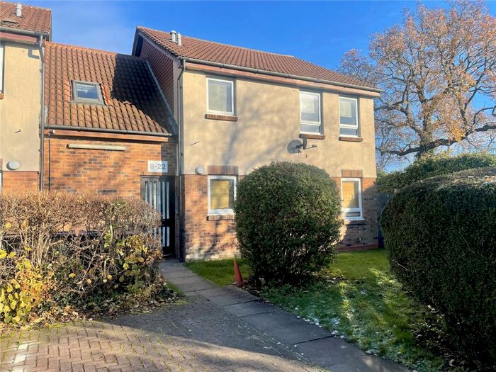 Flat To Rent In Gannahs Farm Close, Sutton Coldfield, West Midlands, B76