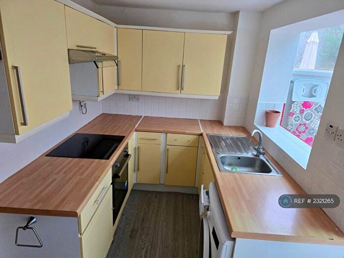 2 Bedroom Terraced House To Rent In Berenger Close, Swindon, SN3