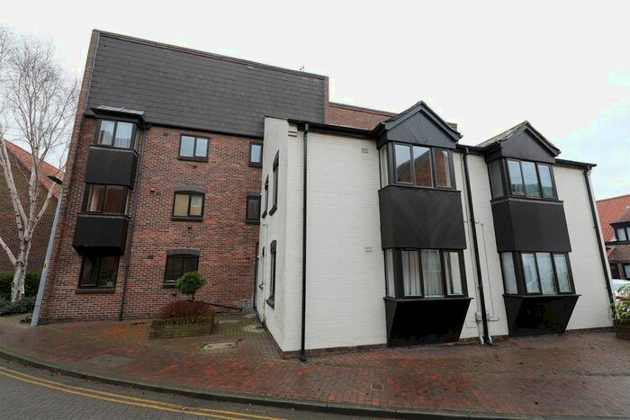 1 Bedroom Property To Rent In Grammar School Yard, Fish Street, Hull, HU1