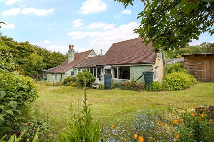 3 Bedroom Detached House For Sale In Wootton, Canterbury - Guide Price Of £, CT4