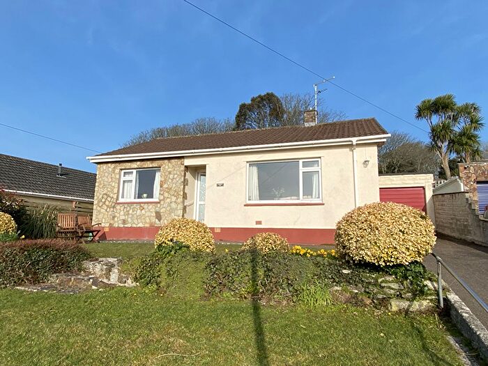 2 Bedroom Bungalow For Sale In Springfield Close, Phillack, Hayle, TR27