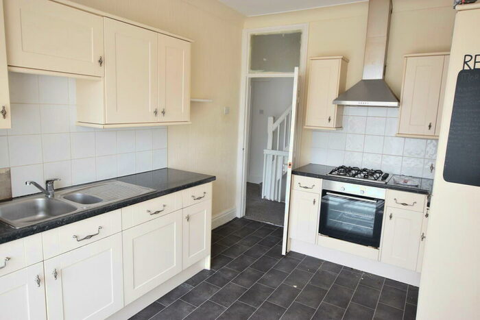 3 Bedroom Maisonette To Rent In Red Bank Road, Bispham, FY2