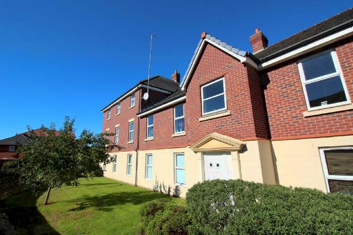 2 Bedroom Flat To Rent In Bonnington Close, Eccleston, St Helens, WA10