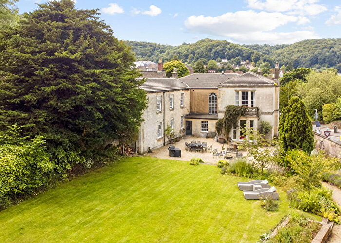 6 Bedroom Town House For Sale In Uley Road, Dursley, GL11