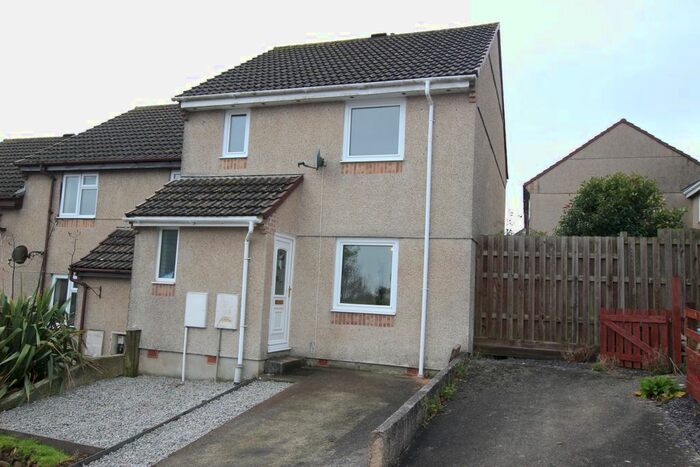 3 Bedroom Property To Rent In Kilmar Road, Liskeard, Cornwall, PL14