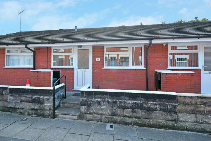 1 Bedroom Detached Bungalow To Rent In Kinver Street, Smallthorne, Stoke- On-Trent, ST6