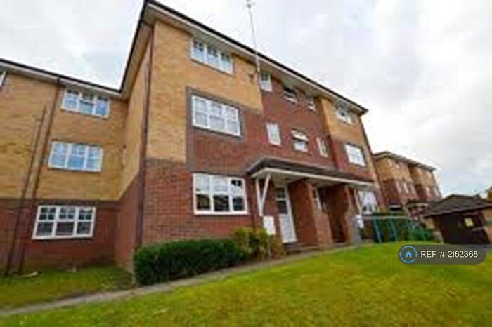1 Bedroom Flat To Rent In Earls Meade, Luton, LU2