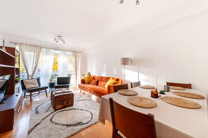 2 Bedroom Flat To Rent In Grange Road, Ealing Broadway, London, W5