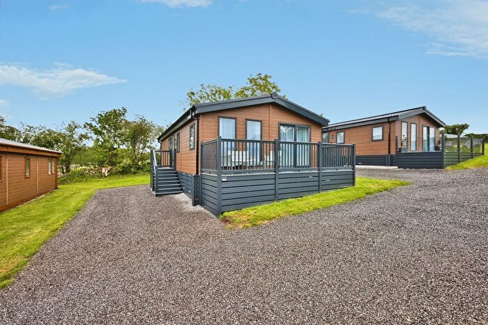 2 Bedroom Mobile/park Home For Sale In Easton Hill, Easton, Wells, BA5