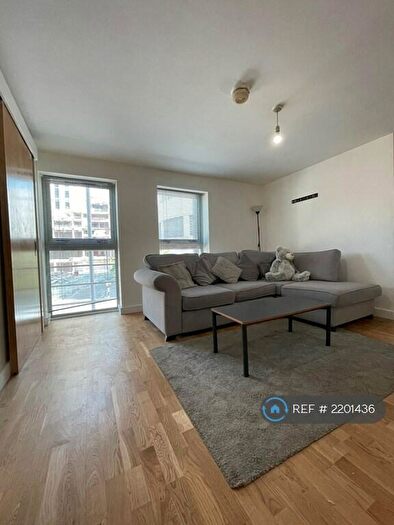 2 Bedroom Flat To Rent In Bloomsbury Court, Nottingham, NG1