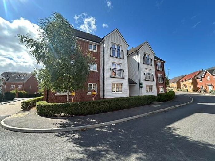 2 Bedroom Property For Sale In Deerhurst Road, Daventry, NN11