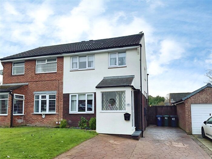 3 Bedroom Semi Detached House For Sale In Foxfold, Skelmersdale, Lancashire, WN8