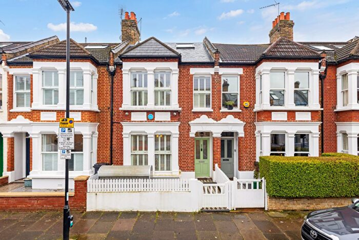 4 Bedroom Detached House For Sale In Cornwall Grove, London, W4