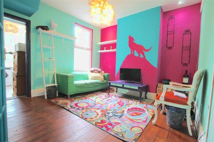 3 Bedroom Terraced House To Rent In Pretoria Road North, Edmonton, N18