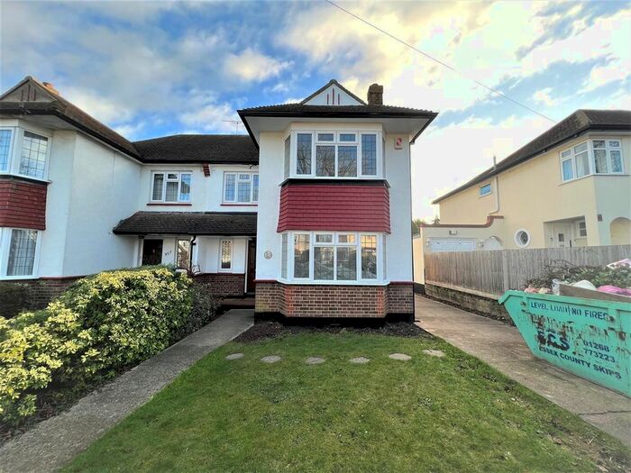 3 Bedroom Semi-Detached House To Rent In Southbourne Grove, Westcliff-On-Sea, SS0