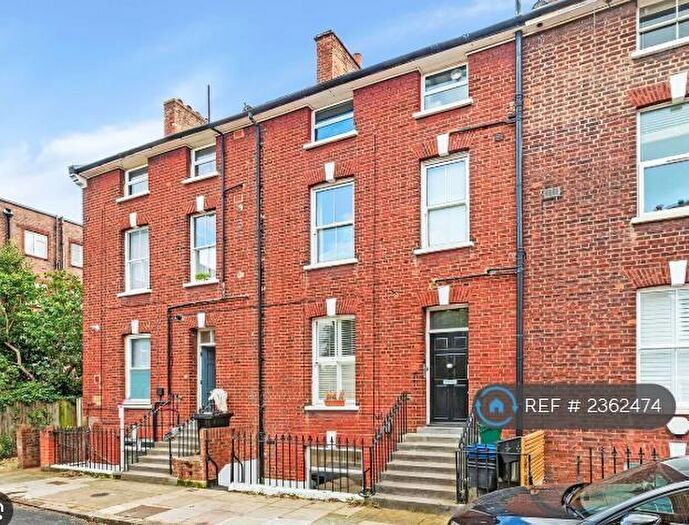 1 Bedroom Flat To Rent In Rosemary Terrace, London, SW14