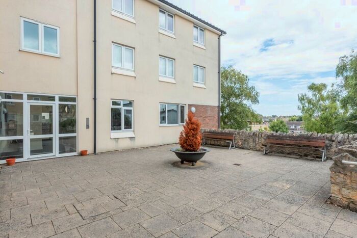 1 Bedroom Apartment To Rent In Moorland Close, Witney, OX28