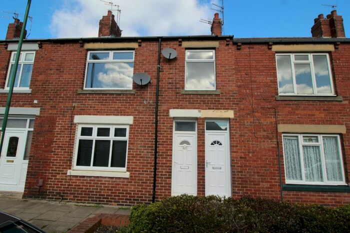 3 Bedroom Apartment To Rent In Red House Road, Hebburn, Tyne And Wear, NE31