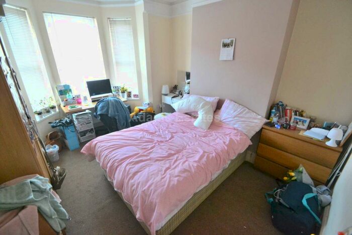 5 Bedroom Terraced House To Rent In London Road, Reading, RG1