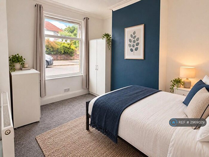 4 Bedroom Terraced House To Rent In Wollaton Road, Nottingham, NG9
