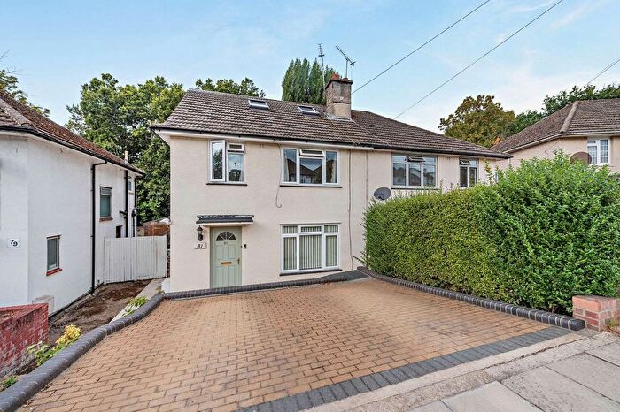 4 Bedroom Semi-Detached House For Sale In Woodcote Avenue, London, NW7