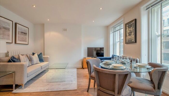 2 Bedroom Flat To Rent In Nottingham Place, Marylebone, W1U