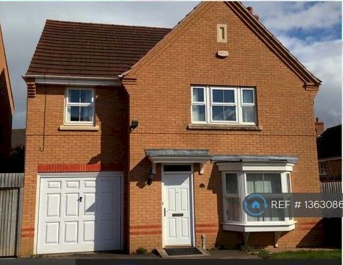4 Bedroom Detached House To Rent In Villa Way, Northampton, NN4