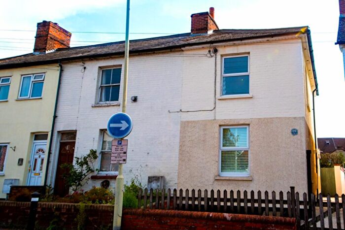 1 Bedroom Apartment To Rent In Kings Road, Newbury, RG14