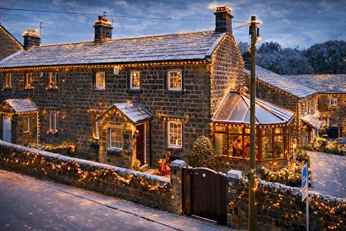 3 Bedroom Cottage For Sale In Gill Lane, Nether Yeadon, Leeds, West Yorkshire, LS19