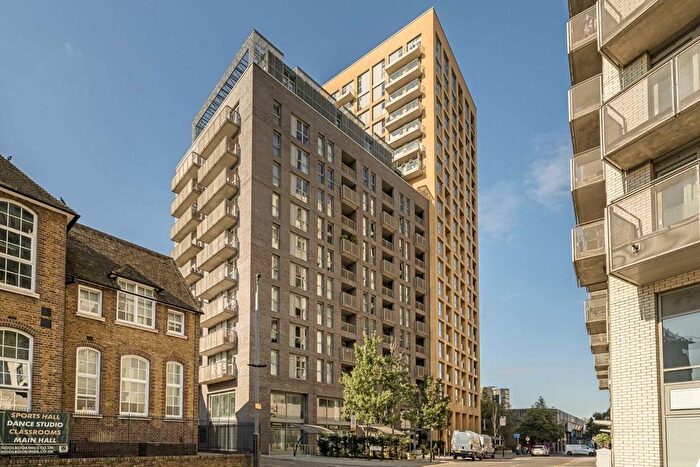 2 Bedroom Flat To Rent In Elmira Street, London, SE13