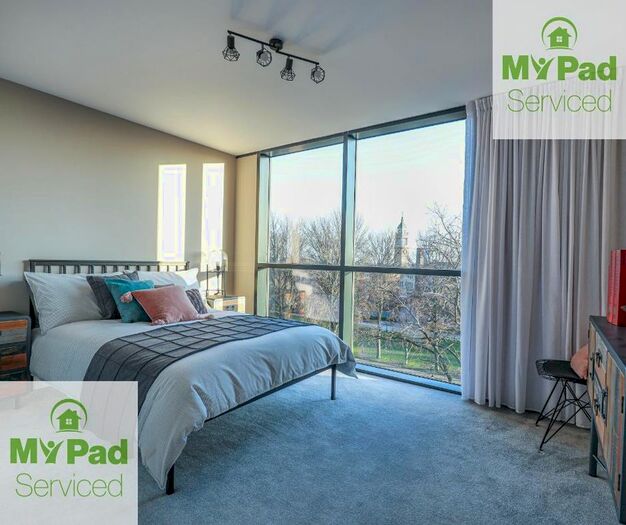 2 Bedroom Flat To Rent In The Glass House, Queens Gardens, Hull, HU1