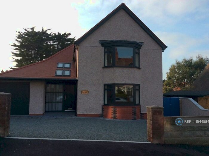 4 Bedroom Detached House To Rent In Roumania Crescent, Llandudno, LL30