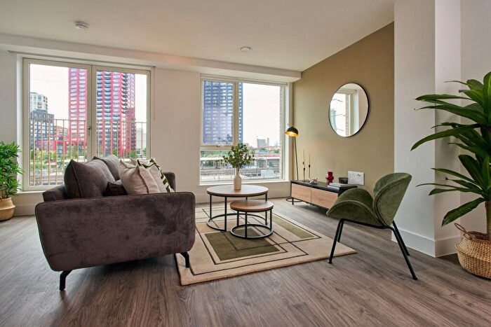 2 Bedroom Apartment To Rent In Fortunes Dock, Canning Town London, E16