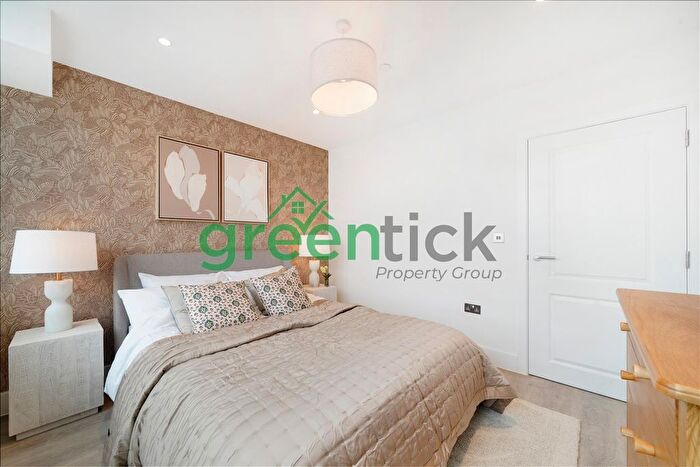 1 Bedroom Flat To Rent In Streatham High Road, London, SW16