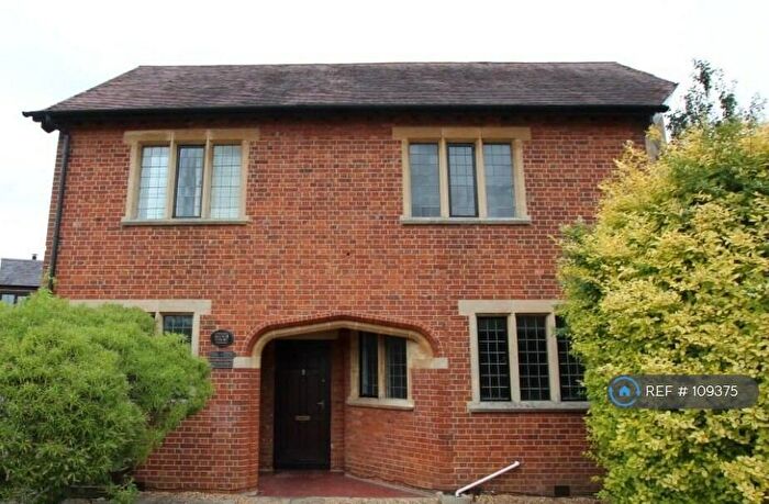 2 Bedroom Flat To Rent In Kidlington High Steet, Kidlington, Oxfordshire, OX5