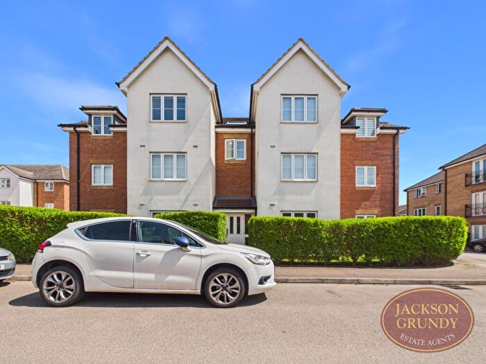 2 Bedroom Apartment For Sale In Gregory Gardens, Northampton, NN3
