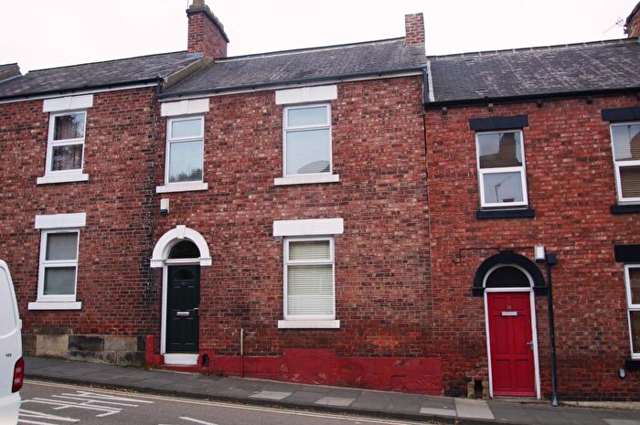 5 Bedroom Terraced House To Rent In Sutton Street, Durham City, DH1