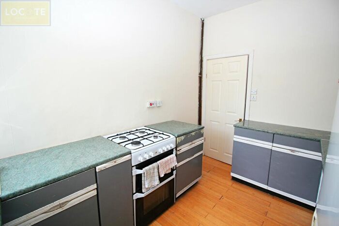 3 Bedroom End Of Terrace House For Sale In Bromley Avenue, Flixton, M41