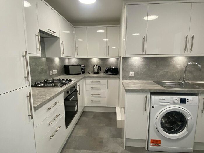 5 Bedroom Flat To Rent In South Bridge, Central, Edinburgh, EH1