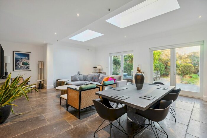 6 Bedroom Detached House To Rent In Church Road, Richmond, TW10