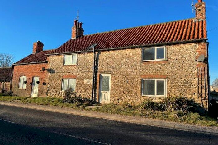 3 Bedroom Semi-Detached House To Rent In White House Cottages, Driffield, YO25
