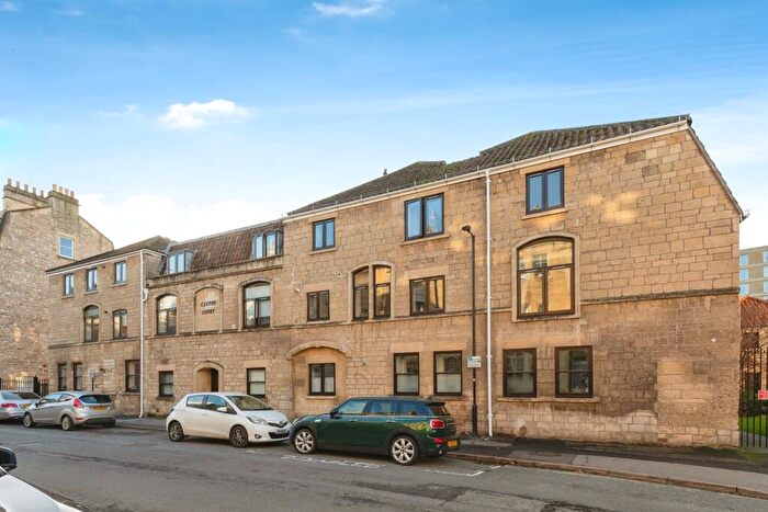 2 Bedroom Apartment For Sale In Grove Street, Bath, BA2