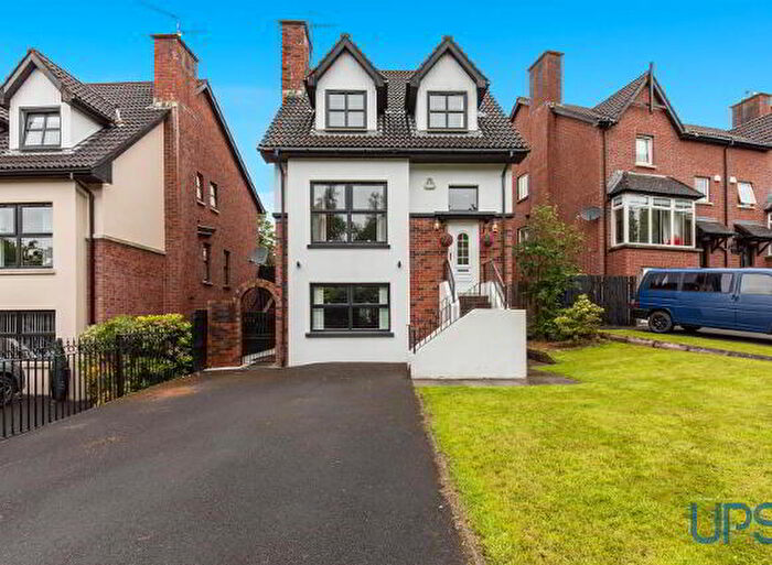 5 Bedroom Detached House For Sale In Lagmore Glen, Belfast, BT17