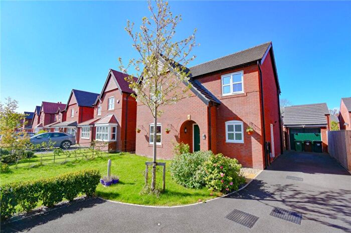 4 Bedroom Detached House For Sale In Freestone Drive, Bromborough, Wirral, CH62
