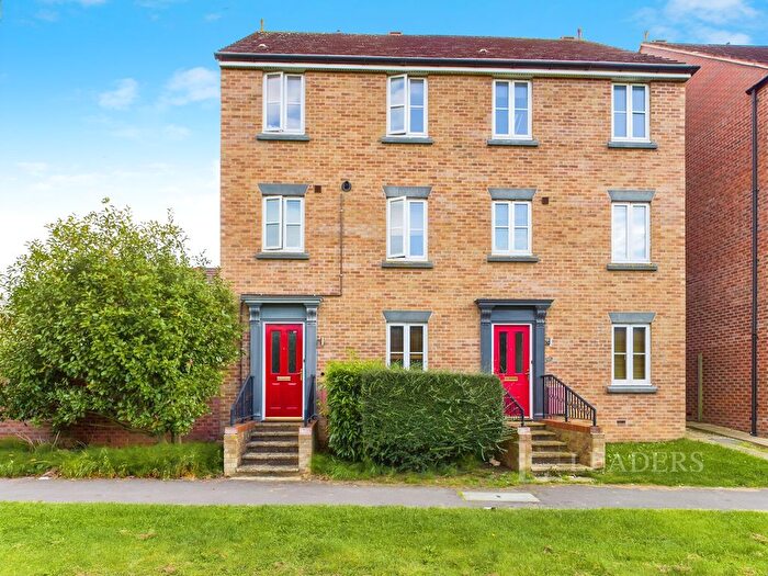 4 Bedroom Property To Rent In Old Gloucester Road, Cheltenham, GL51