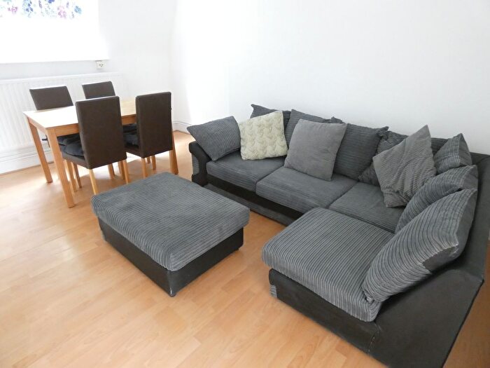 2 Bedroom Flat For Sale In Wellington Building, Wellington Way, London, E3